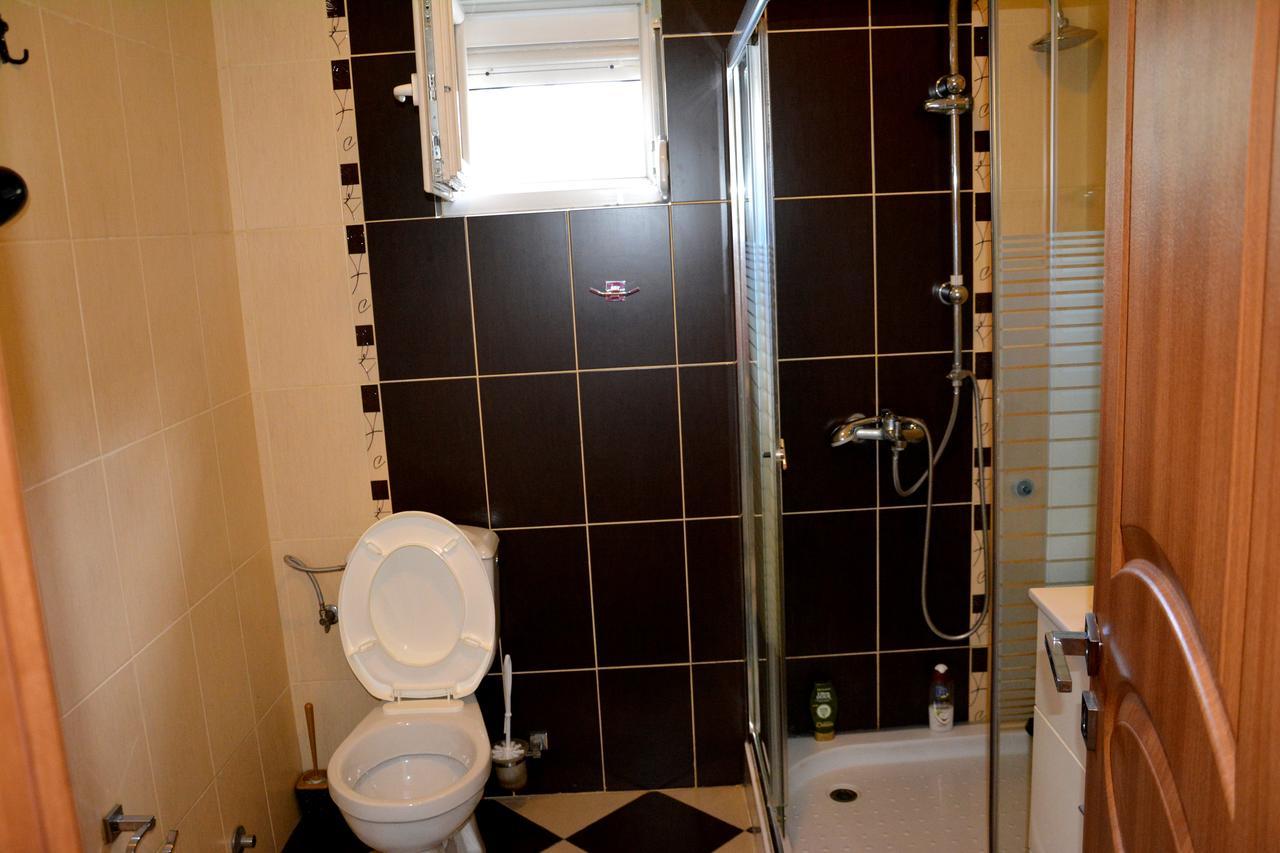 Montenegro Hostel B&B Подгориця Екстер'єр фото