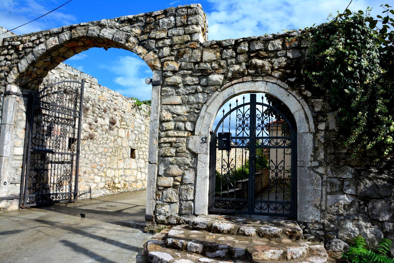 Montenegro Hostel B&B Подгориця Екстер'єр фото