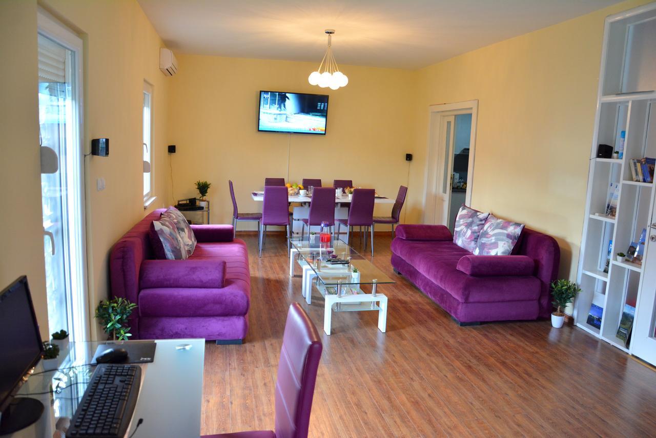 Montenegro Hostel B&B Подгориця Екстер'єр фото