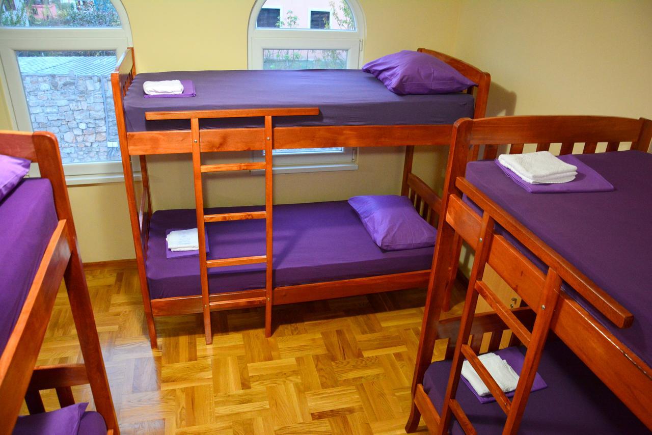 Montenegro Hostel B&B Подгориця Екстер'єр фото