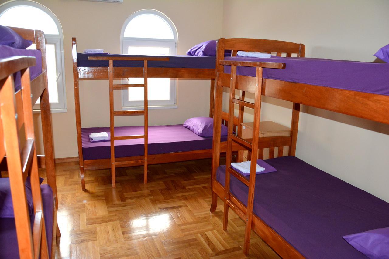 Montenegro Hostel B&B Подгориця Екстер'єр фото