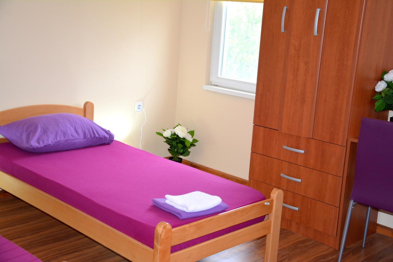 Montenegro Hostel B&B Подгориця Екстер'єр фото